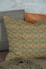 Jeanne d´Arc Living Quiltet pudebetræk på sofa - Tinashjem